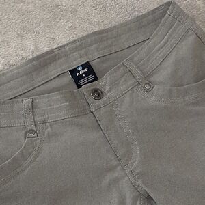 Kuhl Trekr Shorts Womens Size 4 Gray Hiking Travel Lightweight Comfort Stretch